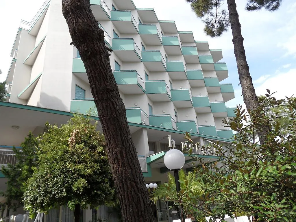 ***  Hotel Monaco - Parcheggio Incluso E Piscina Min 2 Gg Milano Marittima Olaszország